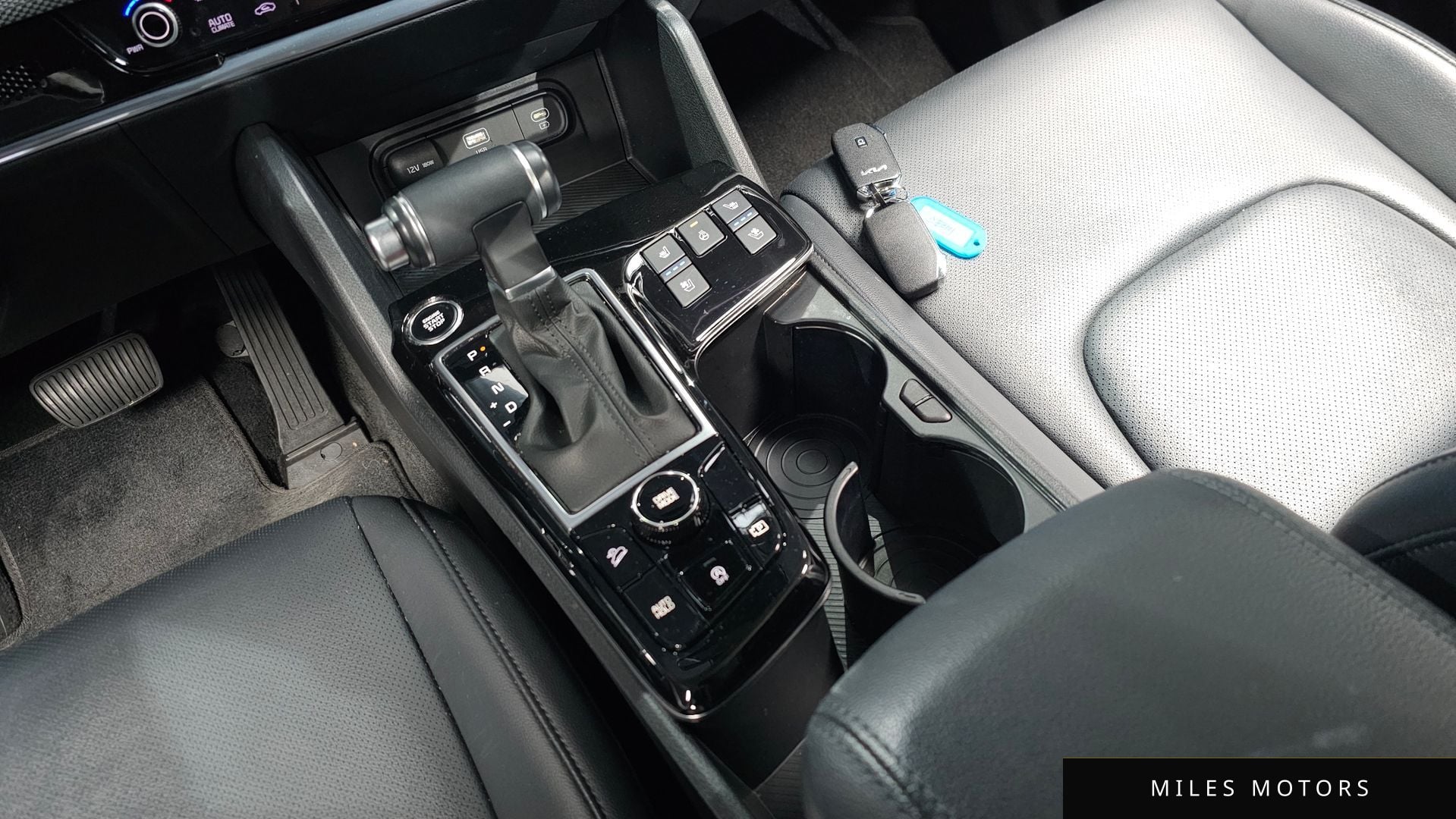 Kia Sportage 2022 — миниатюра 9