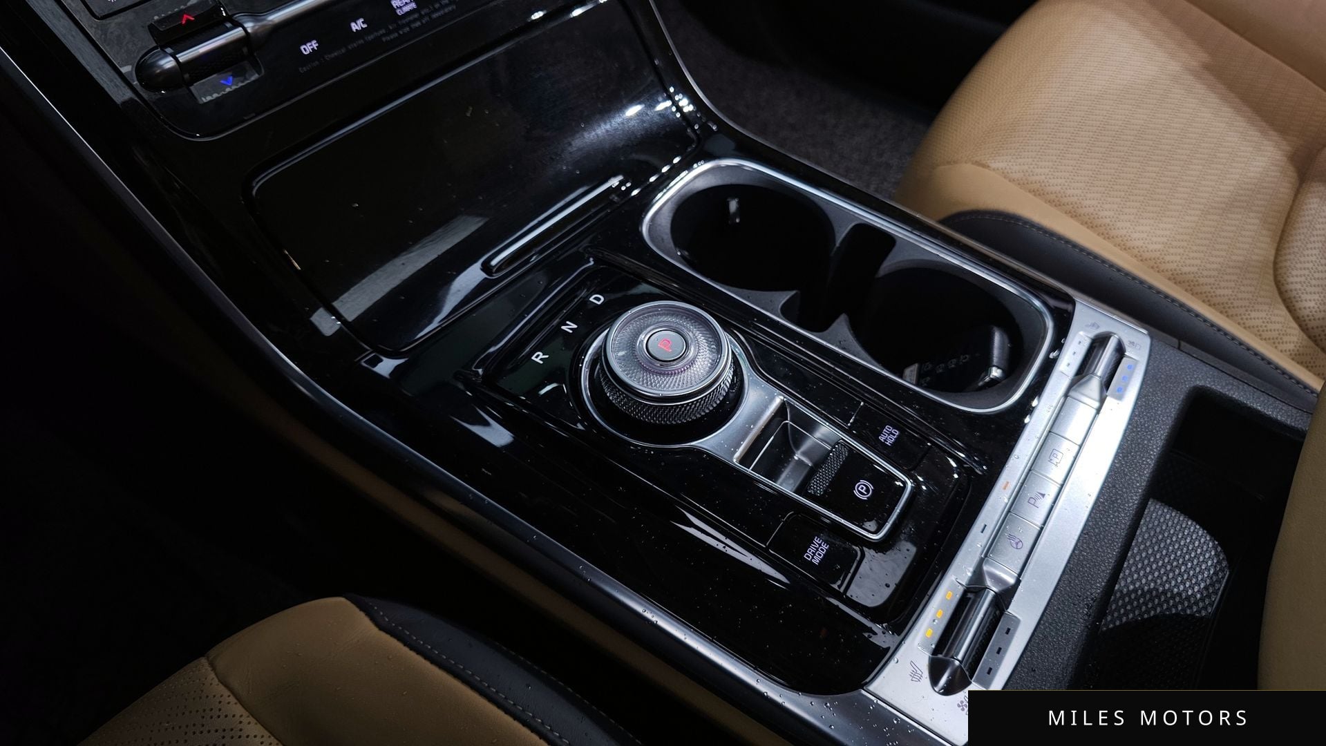 Kia Carnival 2023 — миниатюра 9