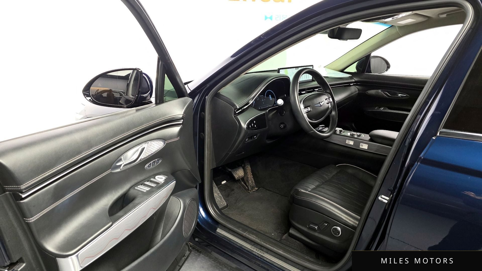 Genesis GV70 2022 — миниатюра 10