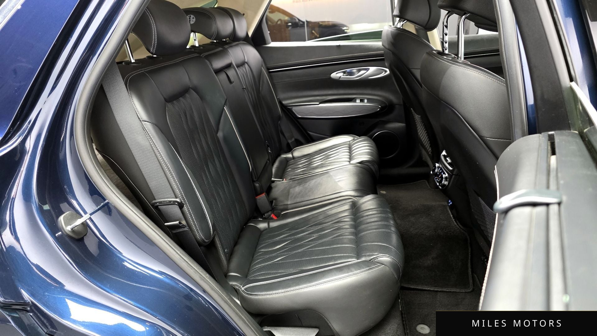 Genesis GV70 2022 — миниатюра 12