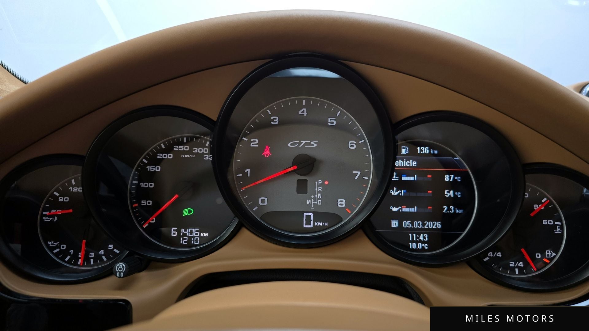 Porsche Panamera 2015 — миниатюра 8