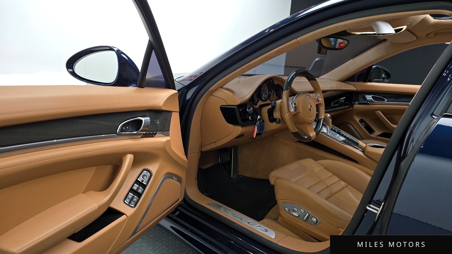 Porsche Panamera 2015 — миниатюра 11