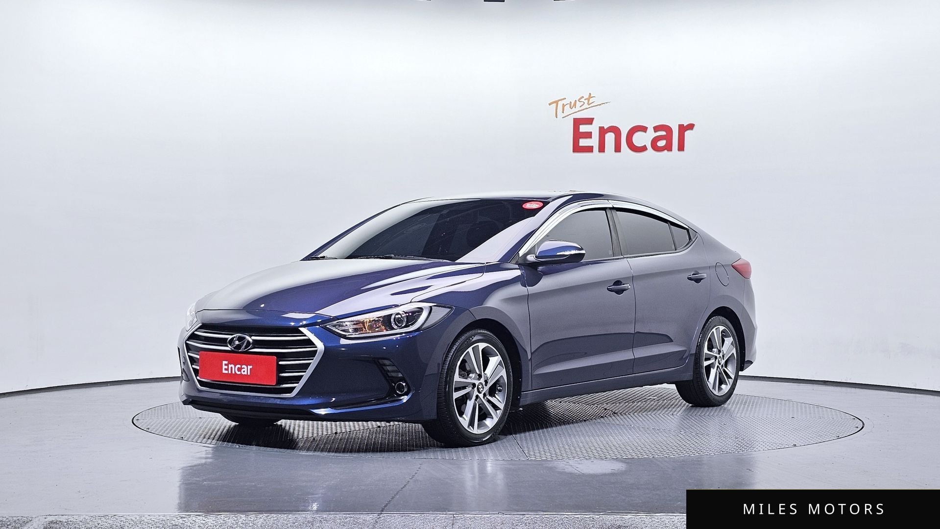 Hyundai AVANTE 2018 — фото 1 из 12
