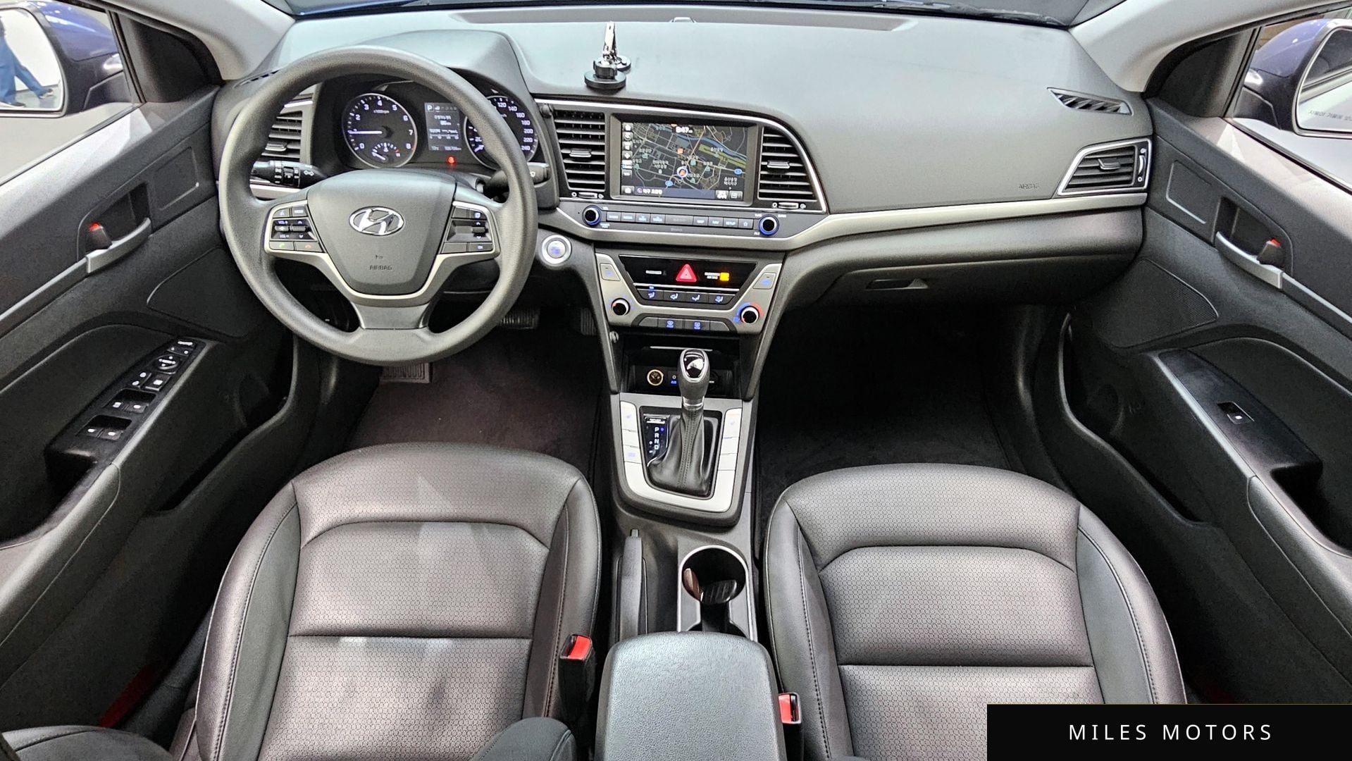 Hyundai AVANTE 2018 — миниатюра 7