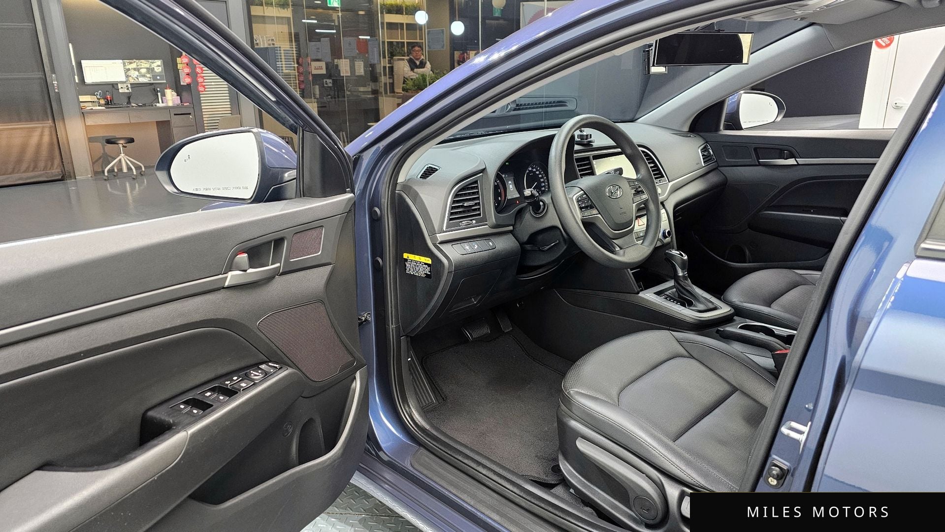 Hyundai AVANTE 2018 — миниатюра 11