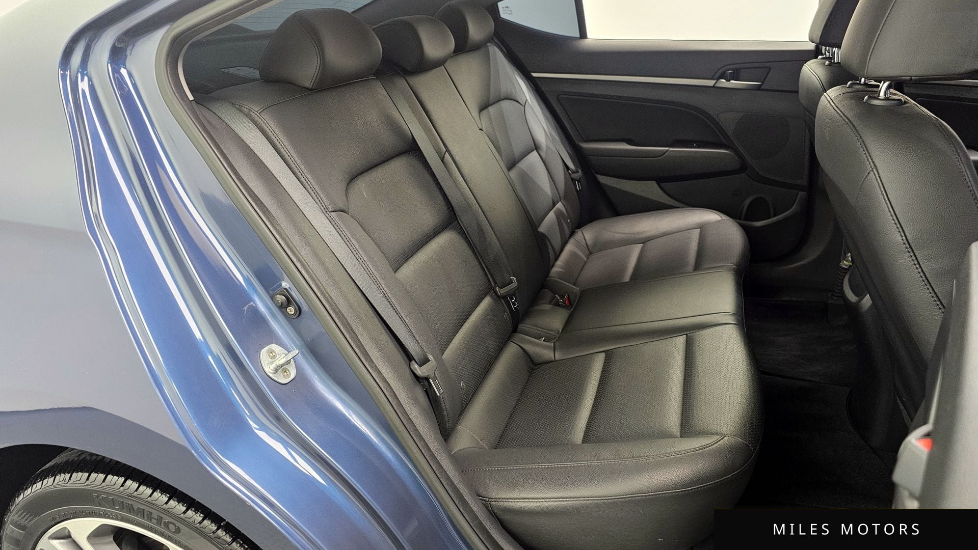 Hyundai AVANTE 2018 — миниатюра 12