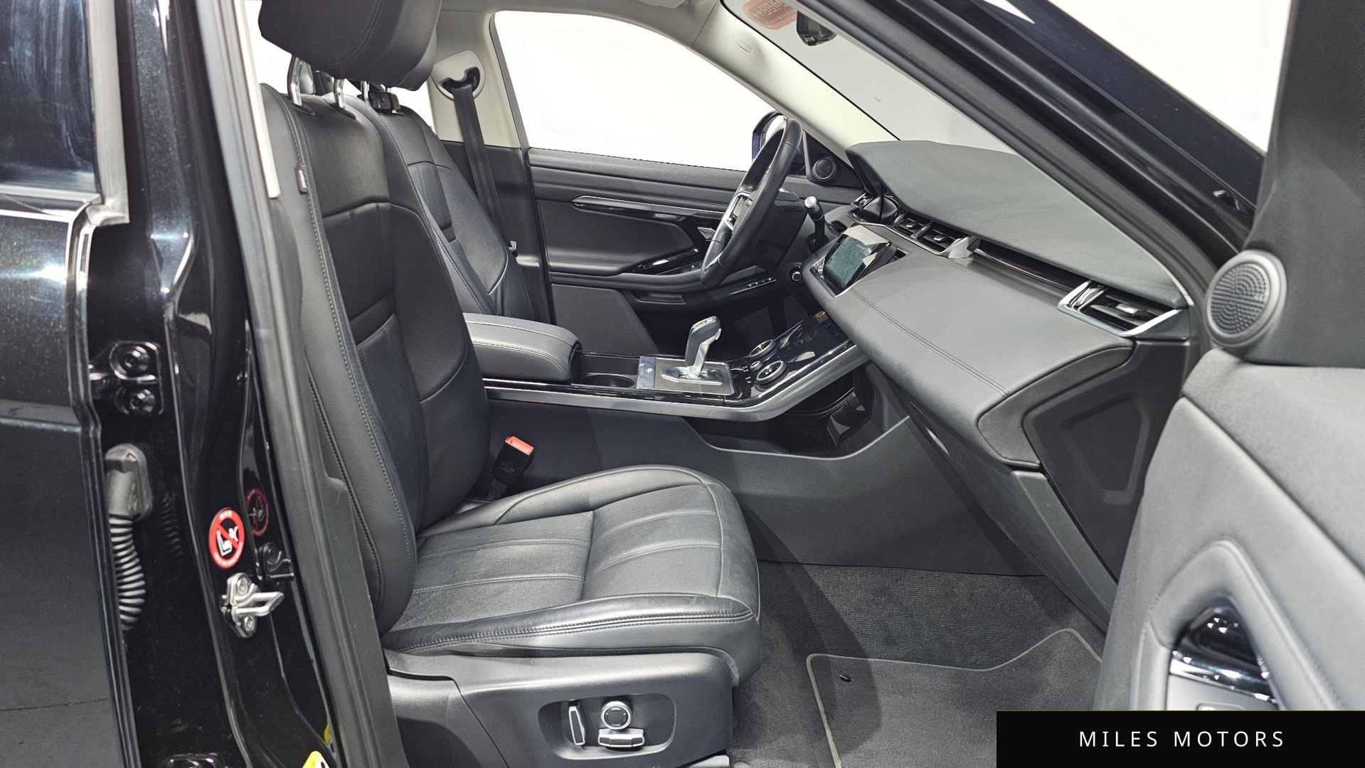 Land Rover Range Rover Evoque 2022 — миниатюра 11