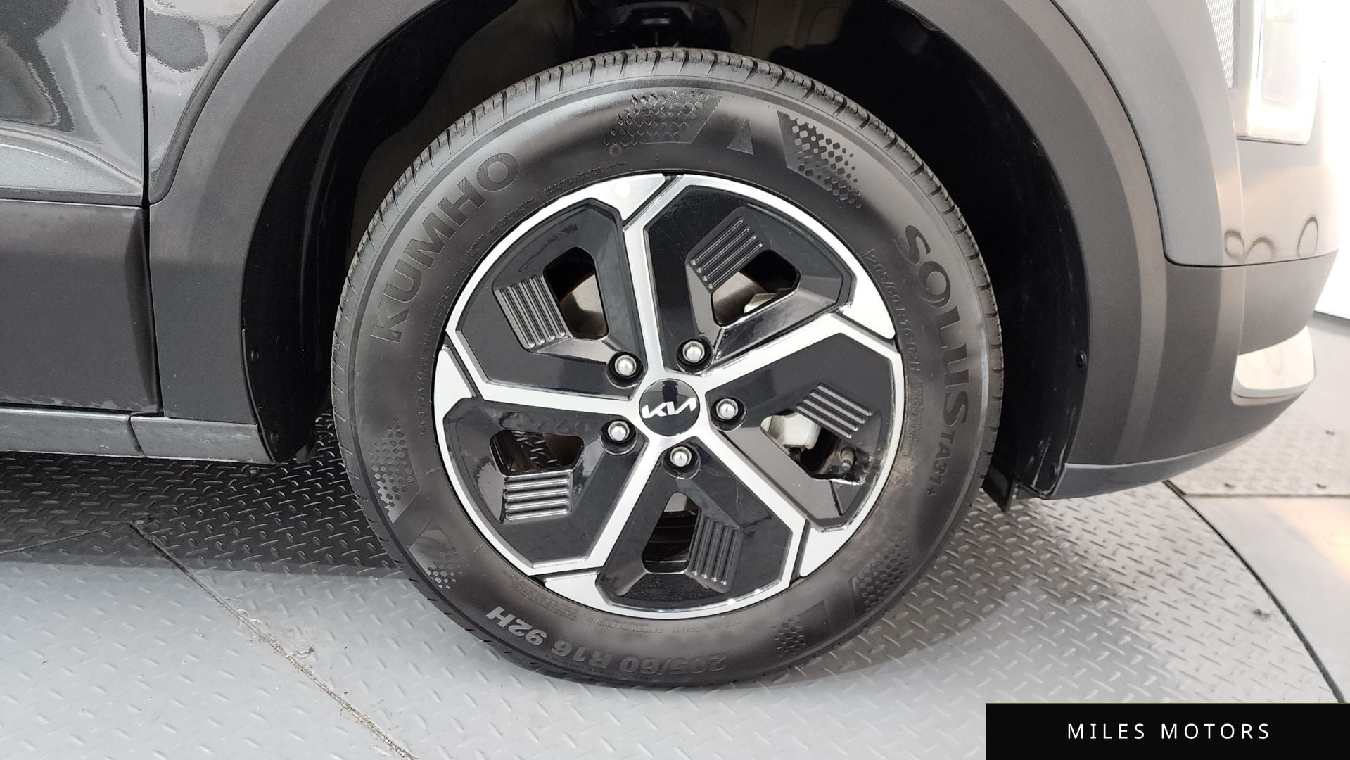 Kia Niro 2023 — миниатюра 5