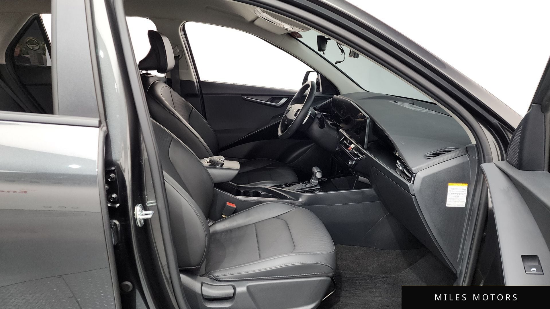 Kia Niro 2023 — миниатюра 11