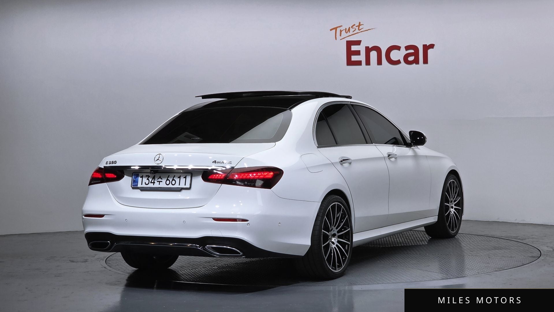 Mercedes-Benz E-Class W213 2021 — миниатюра 2