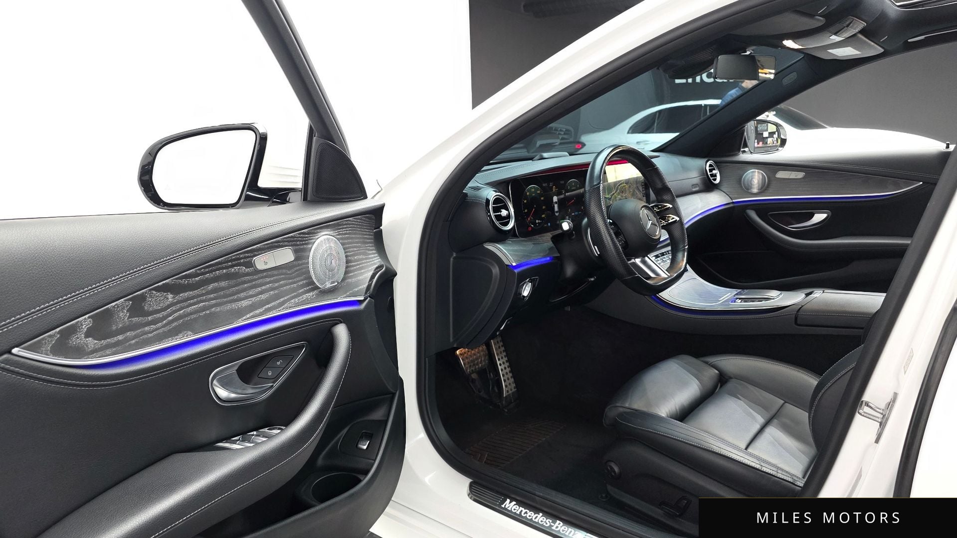 Mercedes-Benz E-Class W213 2021 — миниатюра 11