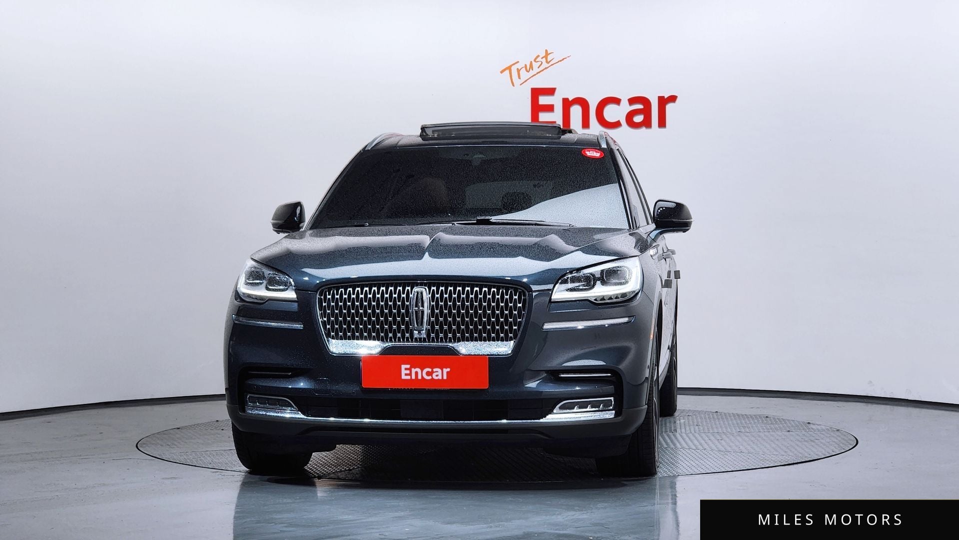 Lincoln Aviator 2023 — миниатюра 3