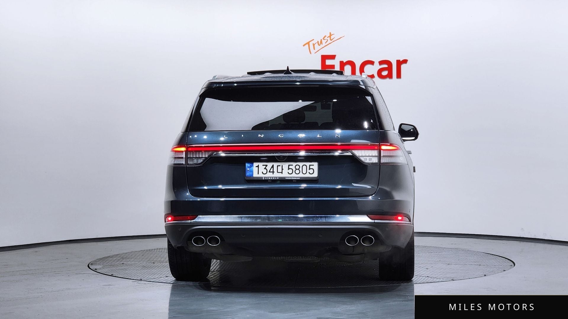 Lincoln Aviator 2023 — миниатюра 4
