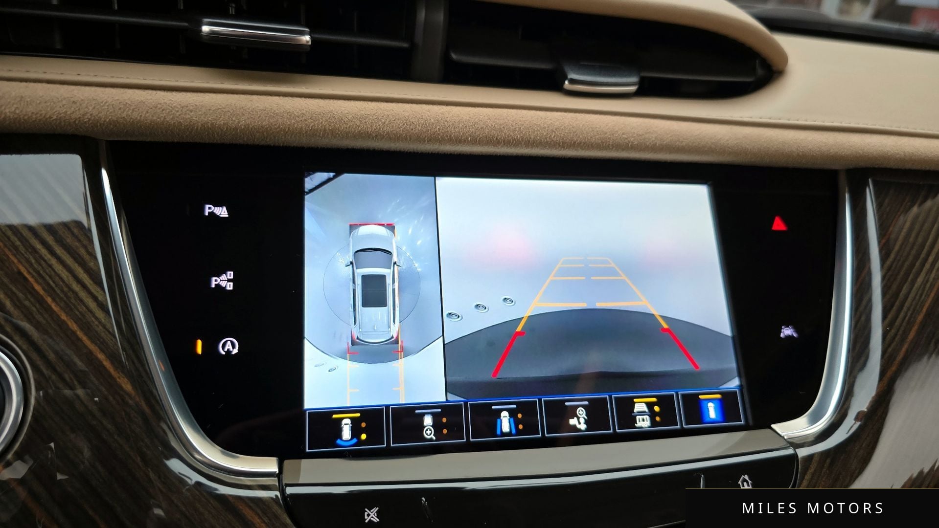 Cadillac XT6 2024 — миниатюра 15