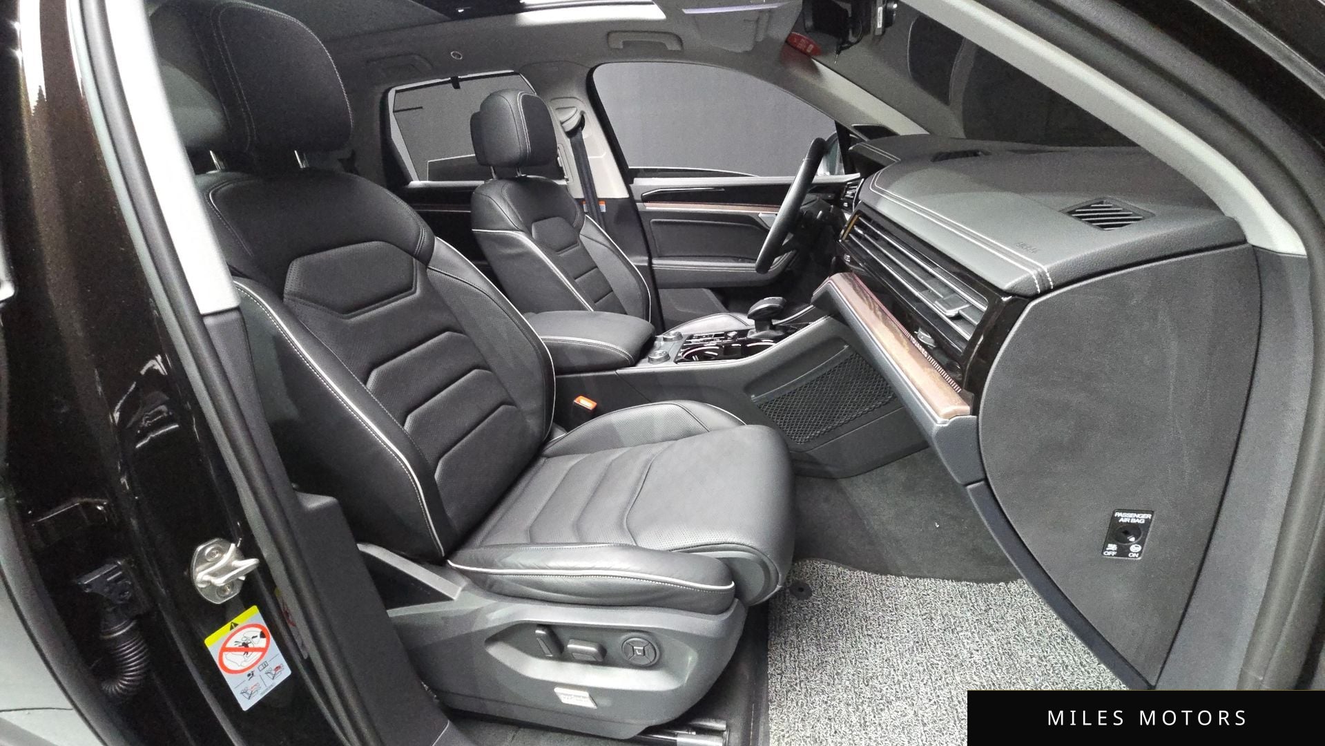 Volkswagen Touareg 2024 — миниатюра 11