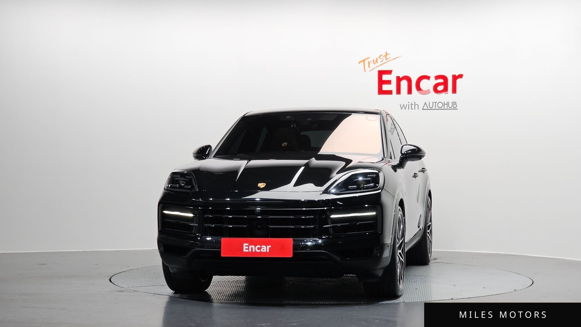 Porsche Cayenne 2024 — миниатюра 3