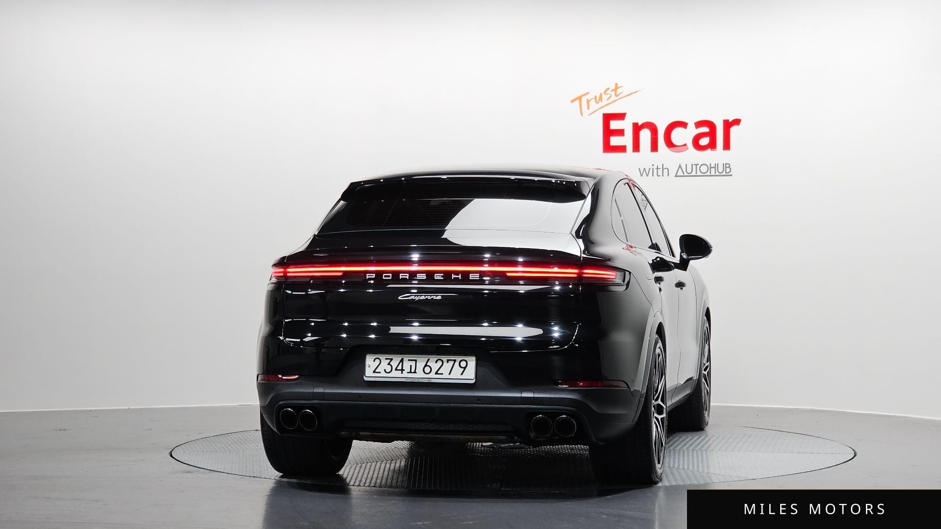 Porsche Cayenne 2024 — миниатюра 4