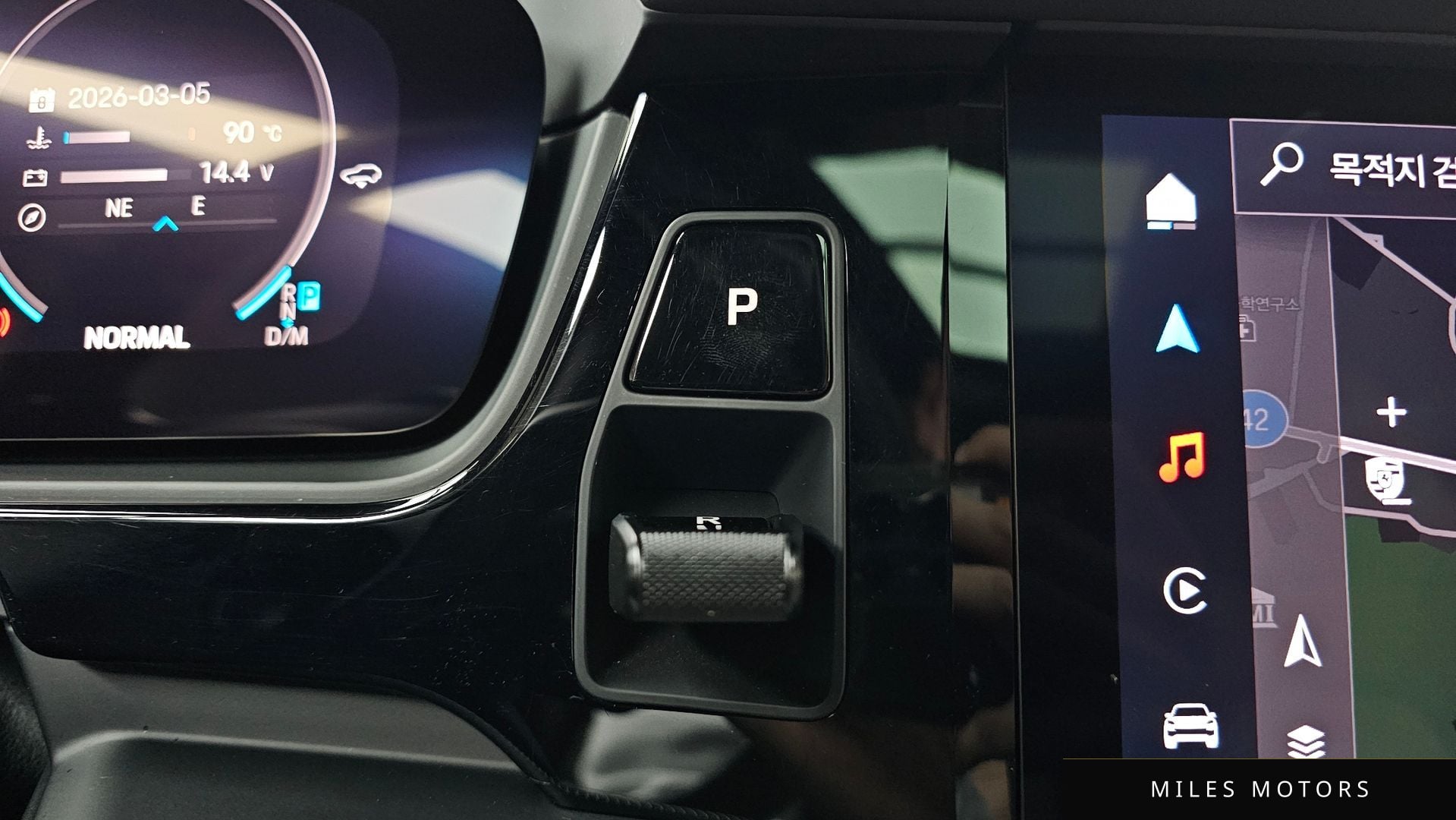 Porsche Cayenne 2024 — миниатюра 9