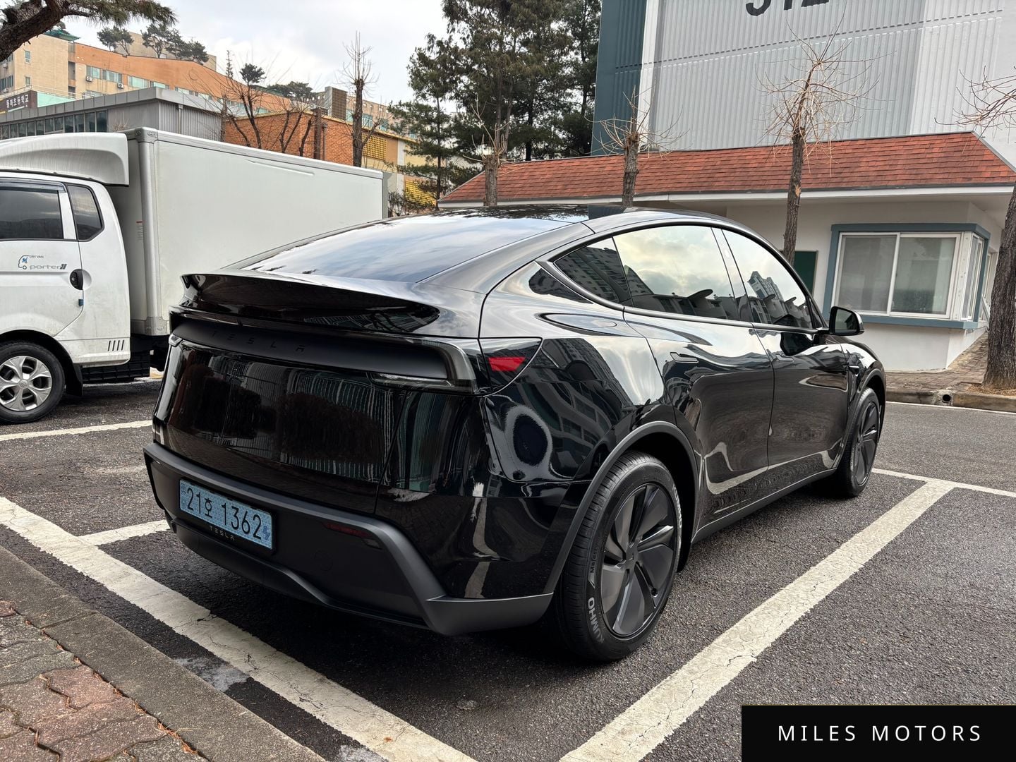 Tesla Model Y 2026 — миниатюра 5