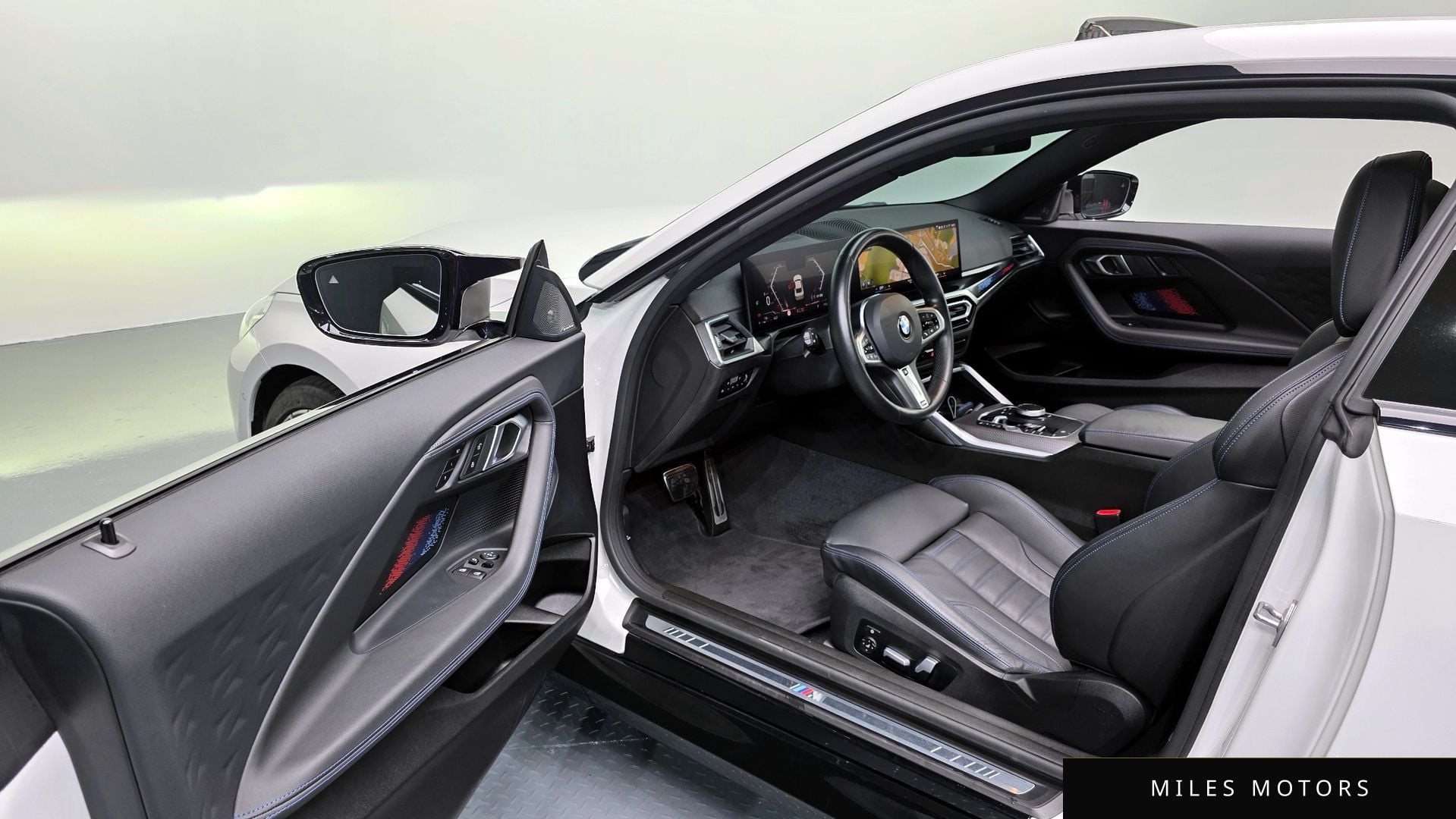 BMW 2 Series (G42) 2024 — миниатюра 11