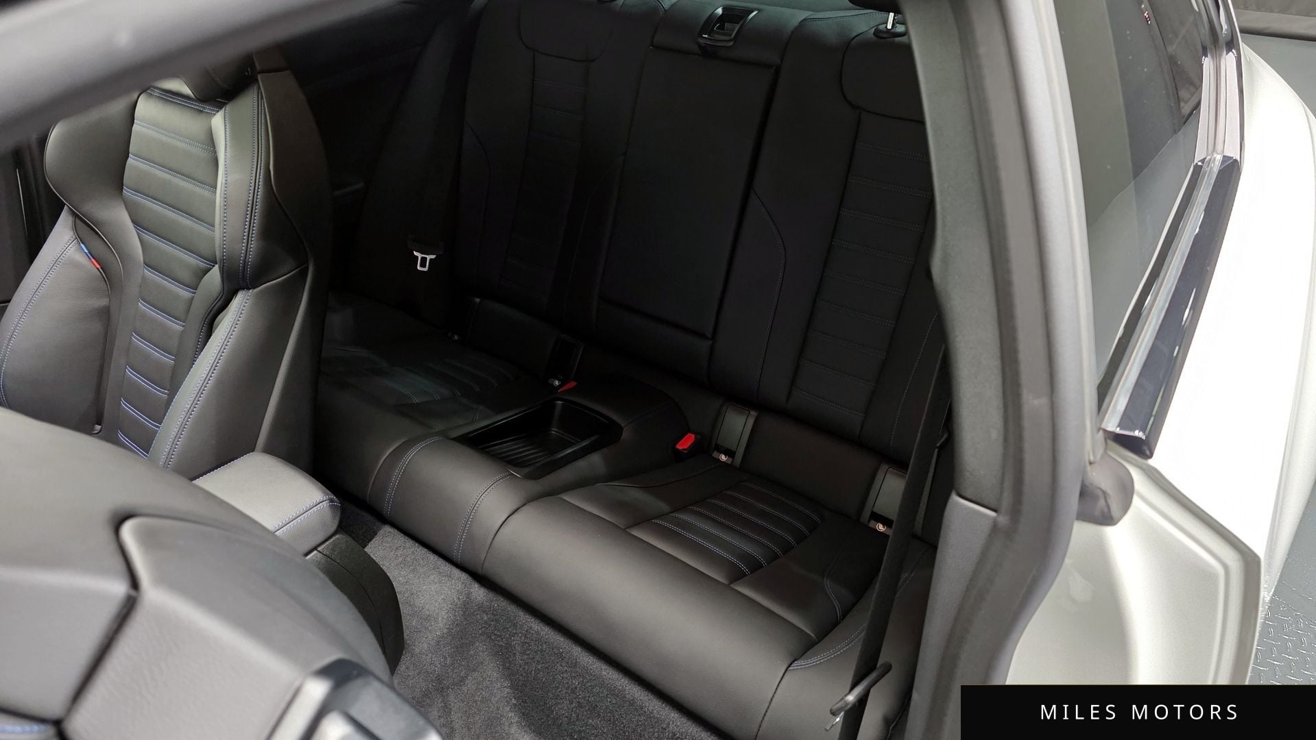 BMW 2 Series (G42) 2024 — миниатюра 12