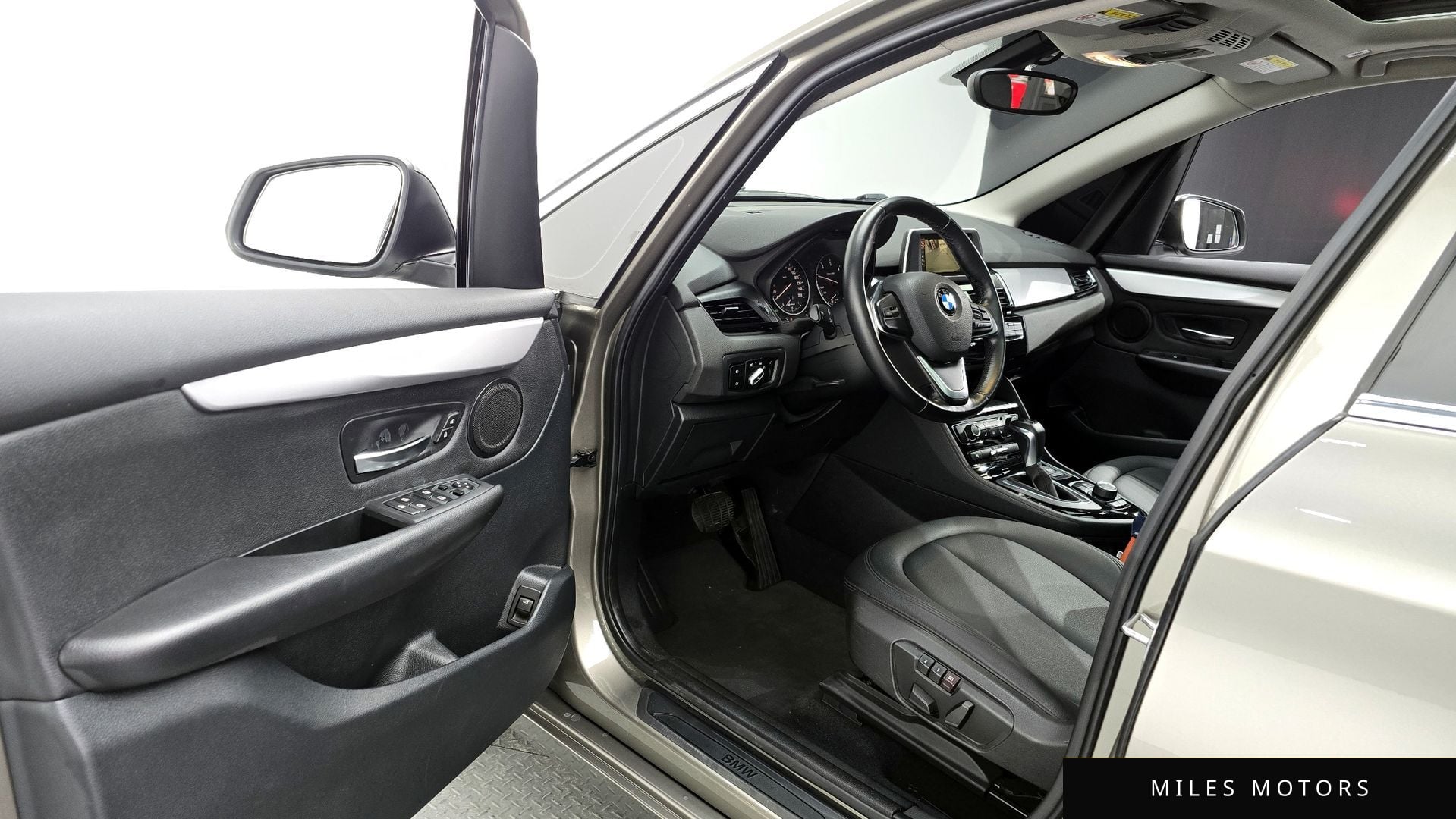 BMW 2-Series 2015 — миниатюра 11