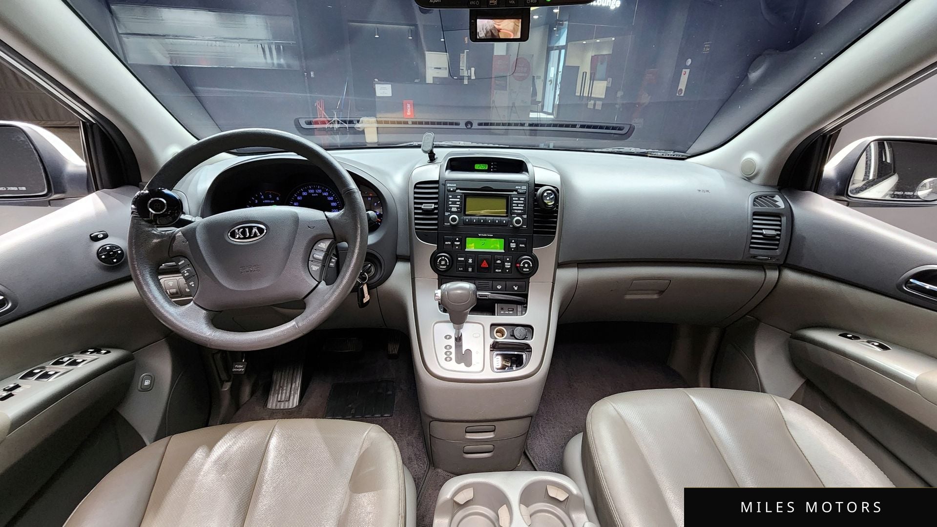 Kia Canival 2012 — миниатюра 7