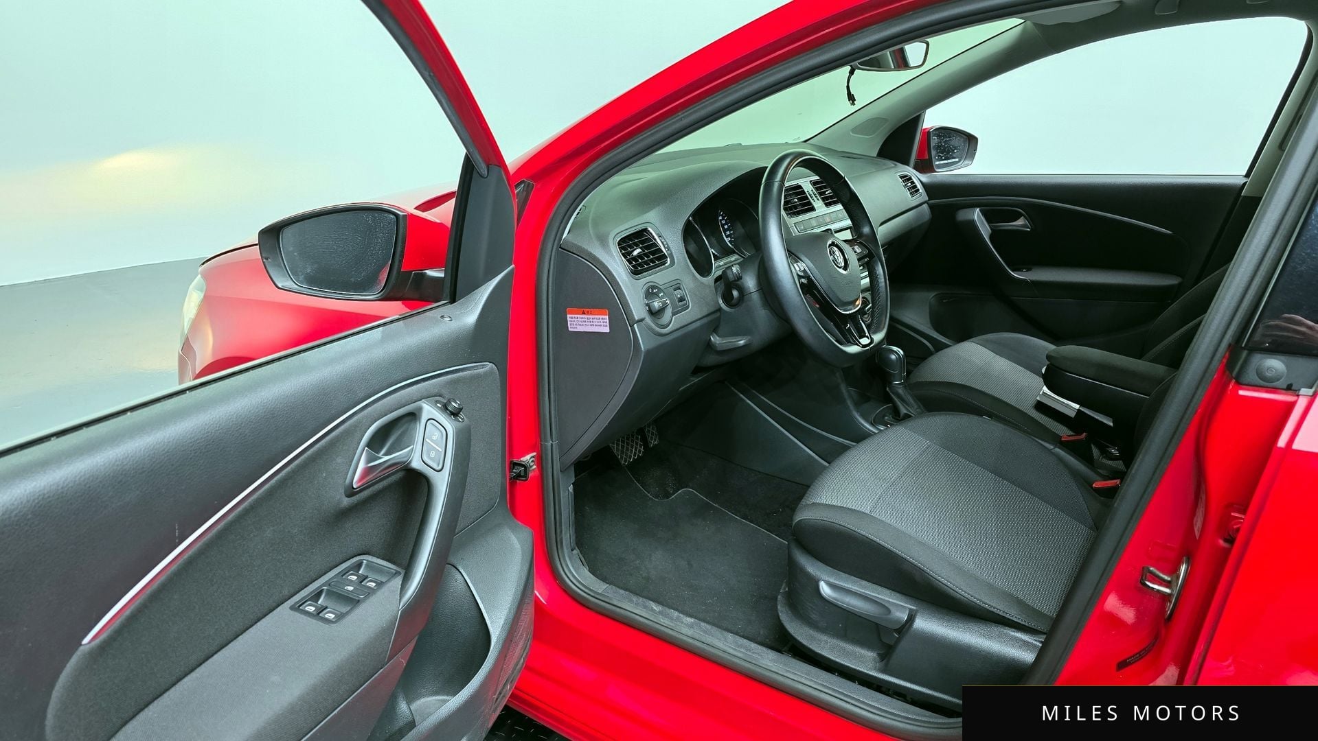 Volkswagen Polo 2016 — миниатюра 11