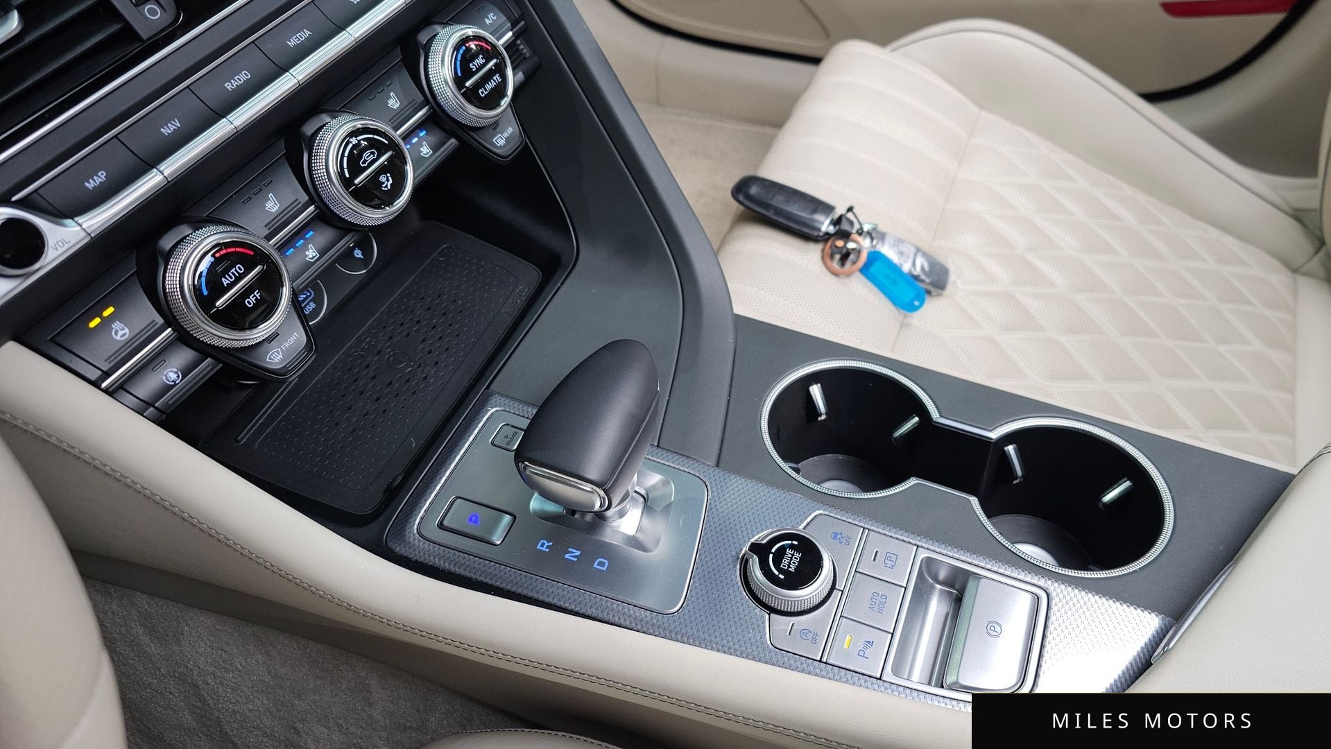 Genesis G70 2022 — миниатюра 8