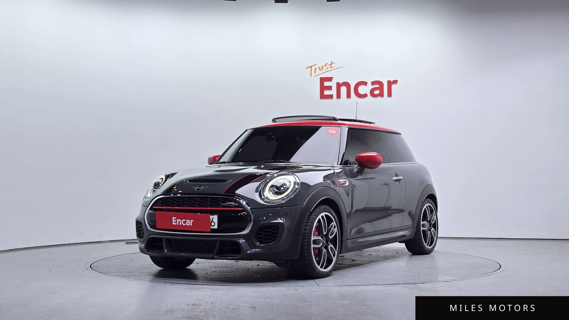 MINI Cooper S 2020 — фото 1 из 12