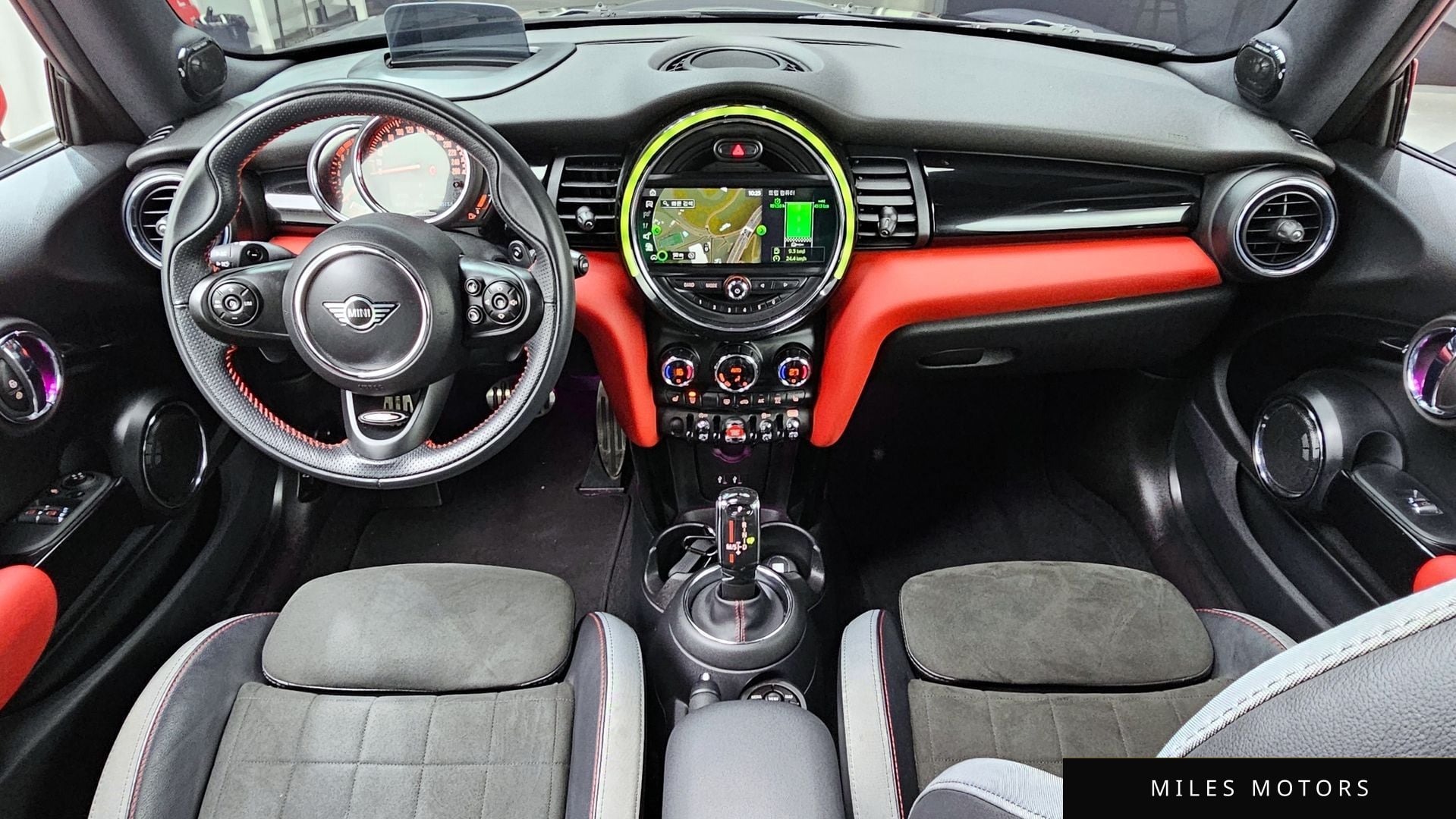 MINI Cooper S 2020 — миниатюра 7