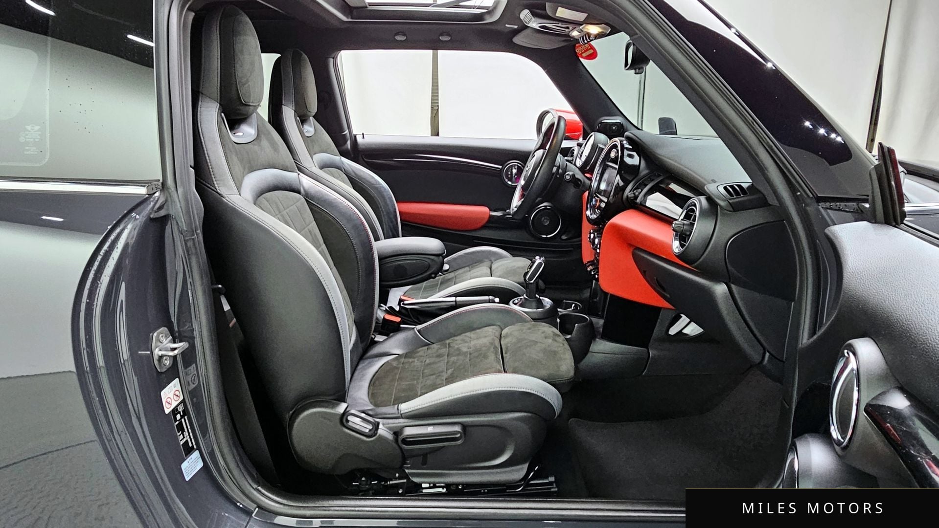 MINI Cooper S 2020 — миниатюра 11