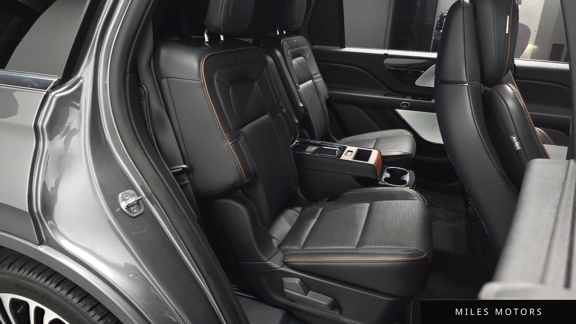 Lincoln Aviator 2025 — миниатюра 11