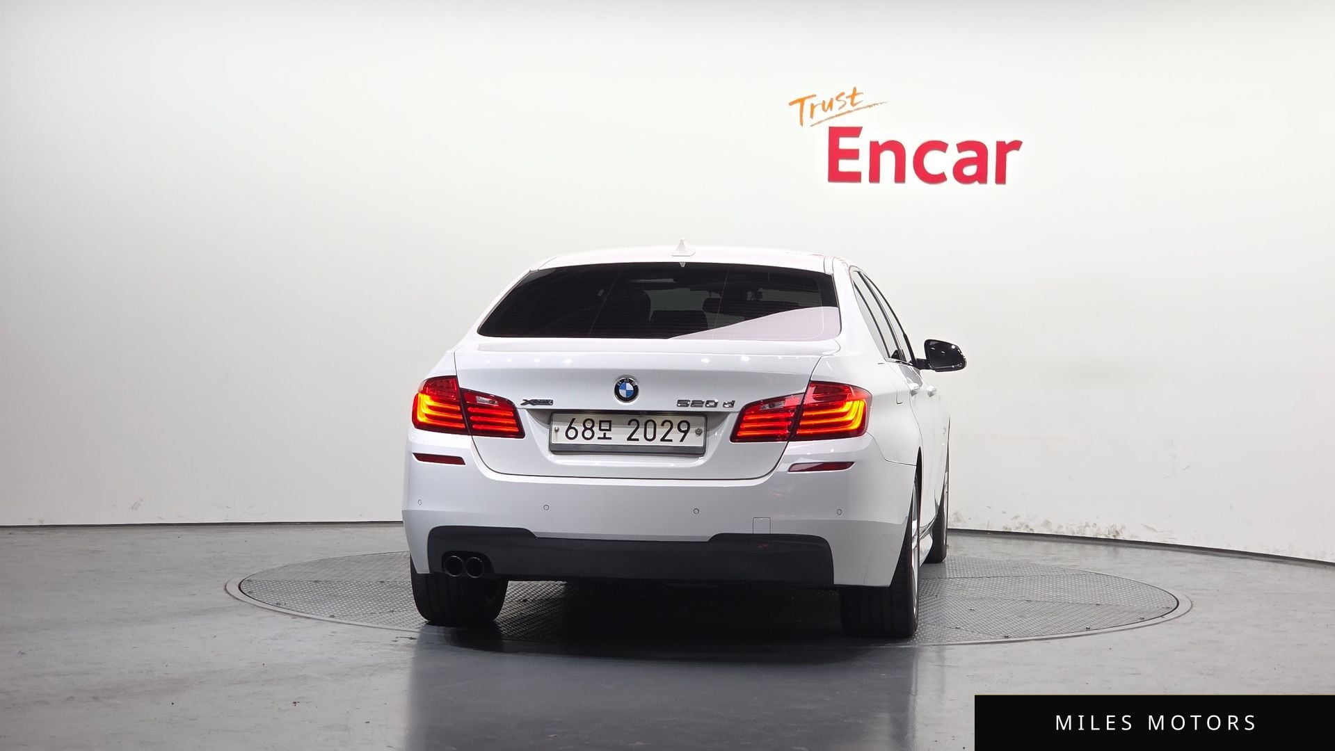 BMW 5 Series (F10) 2016 — миниатюра 4