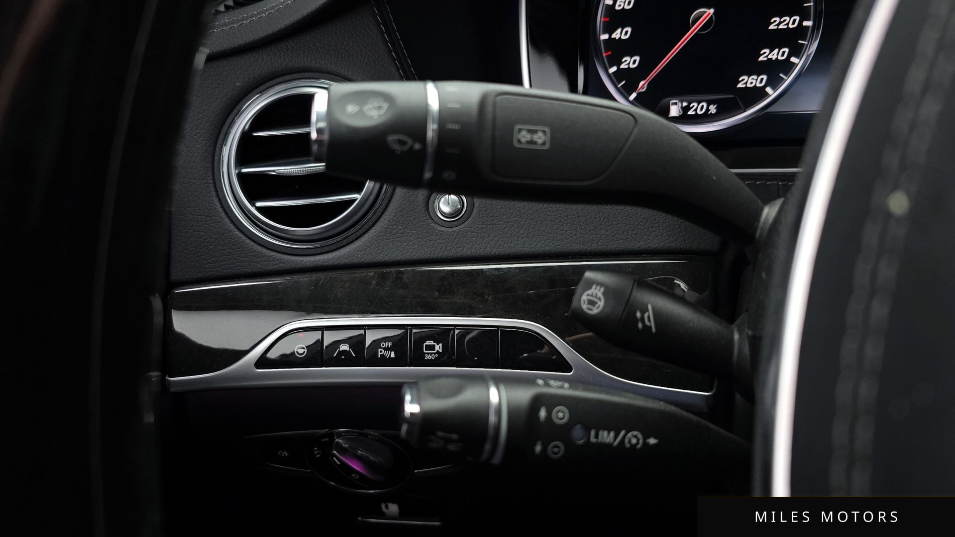 Mercedes-Benz S-Class W222 2015 — миниатюра 17