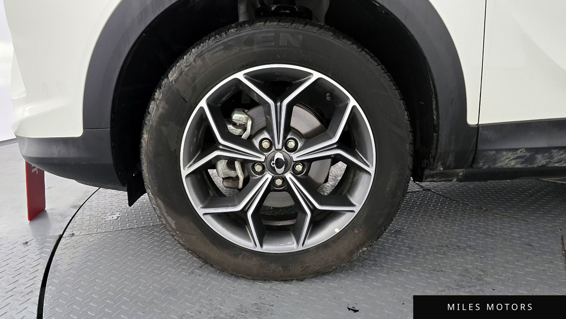 KG Mobility Beautiful Korando 2025 — миниатюра 5