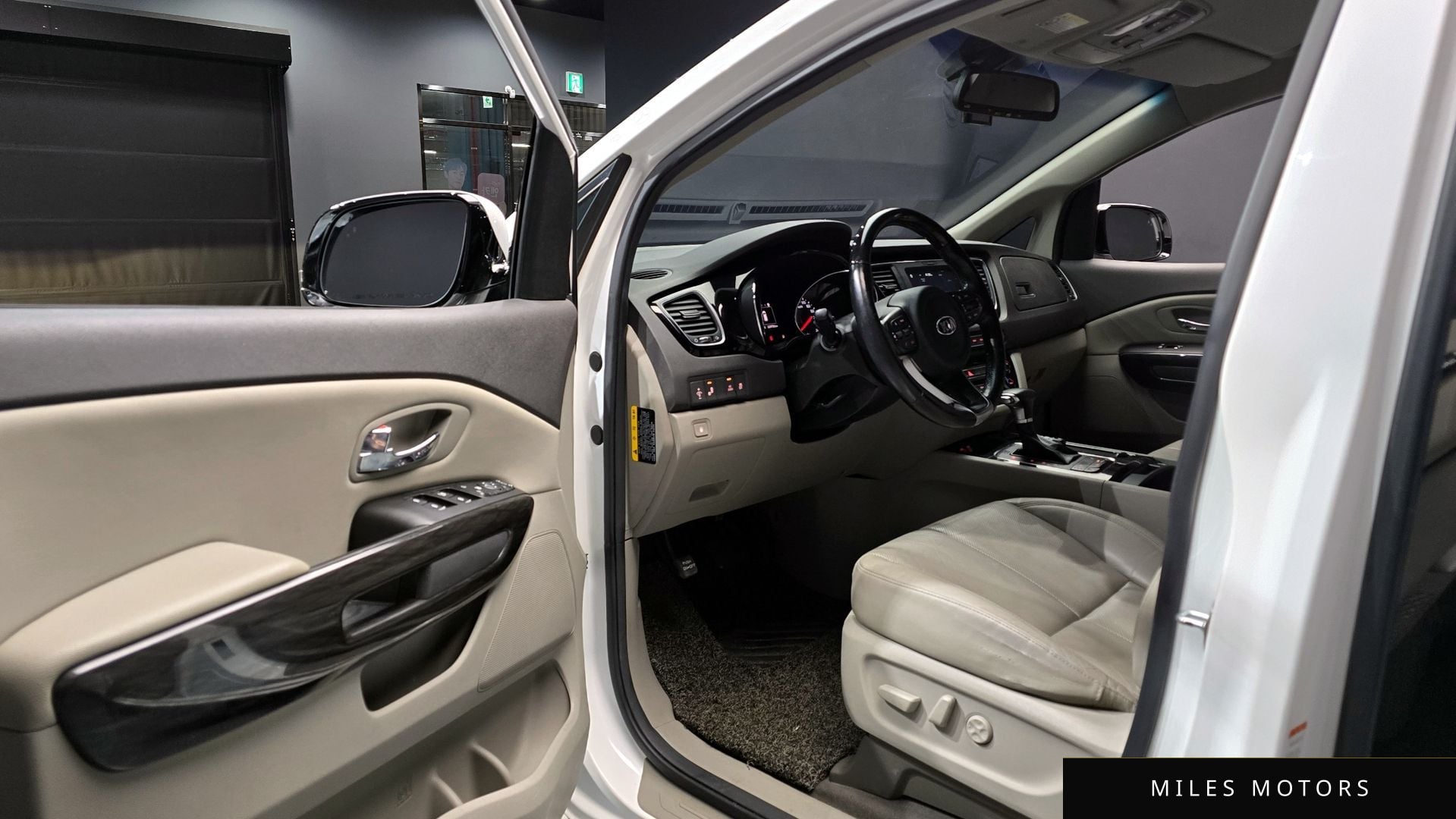 Kia Canival 2018 — миниатюра 11