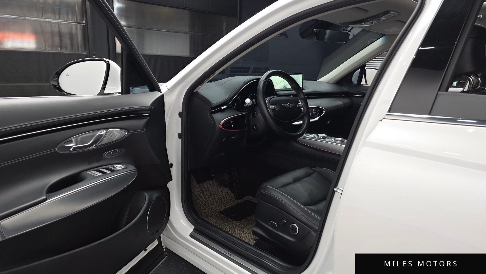 Genesis GV70 2023 — миниатюра 10
