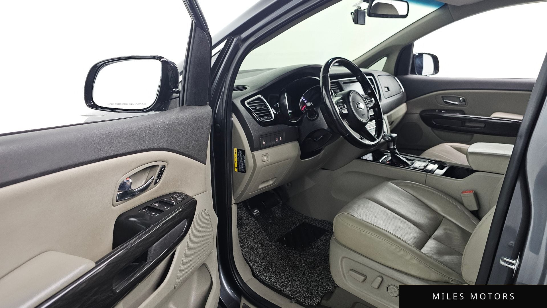 Kia Canival 2017 — миниатюра 11