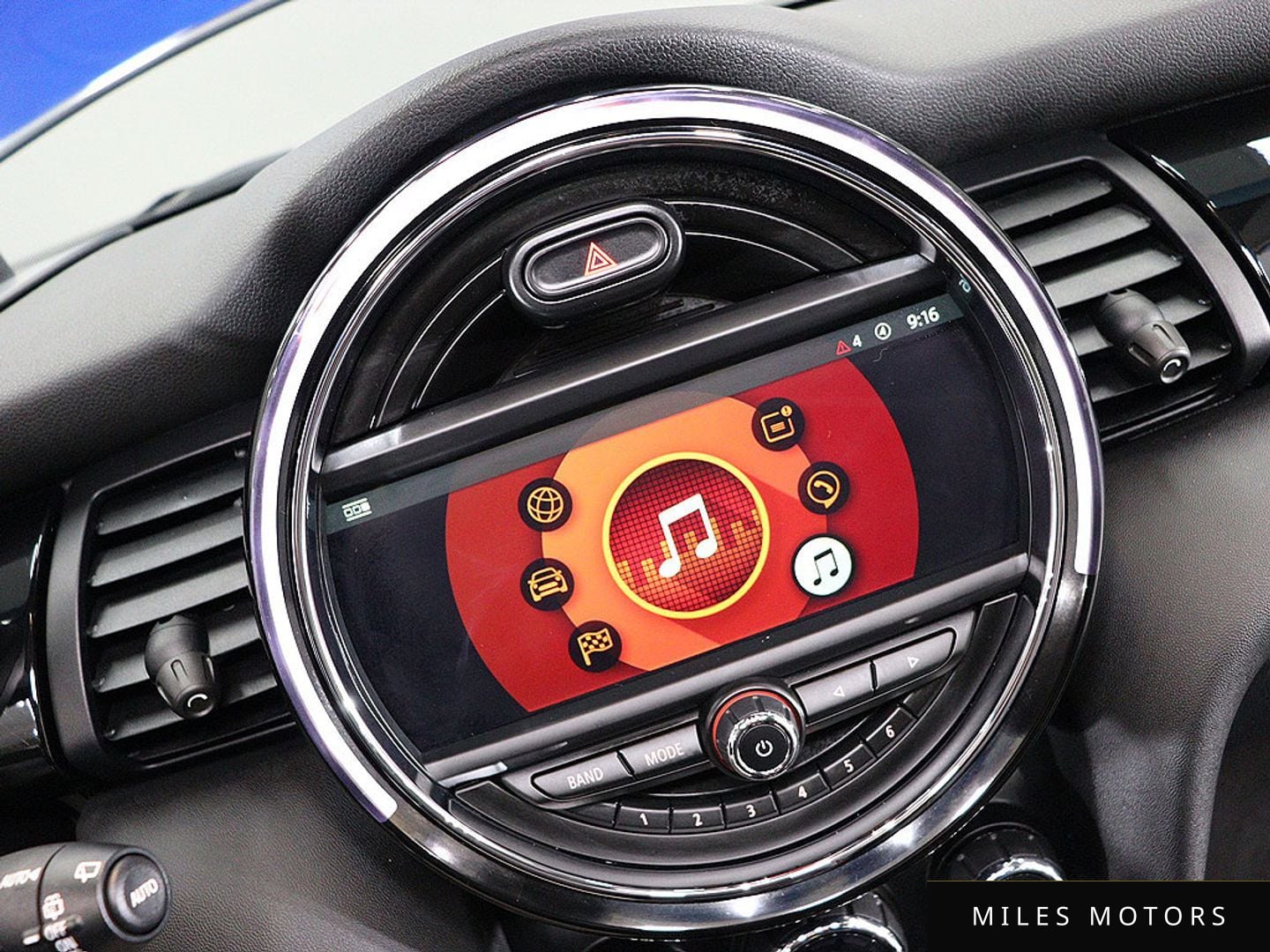 MINI Cooper 2019 — миниатюра 10