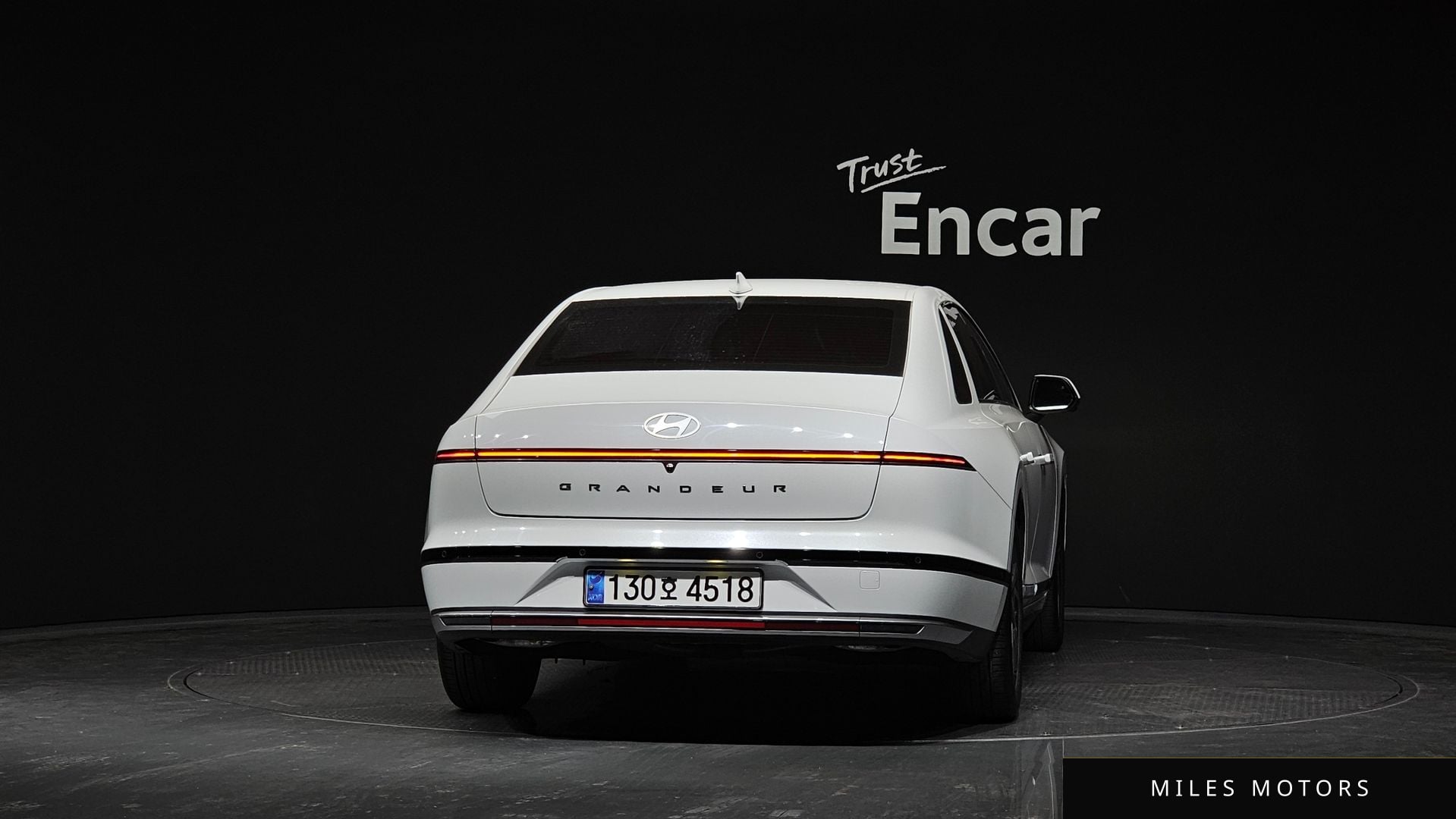 Hyundai 그랜저 하이브리드 (GN7) 2023 — миниатюра 3