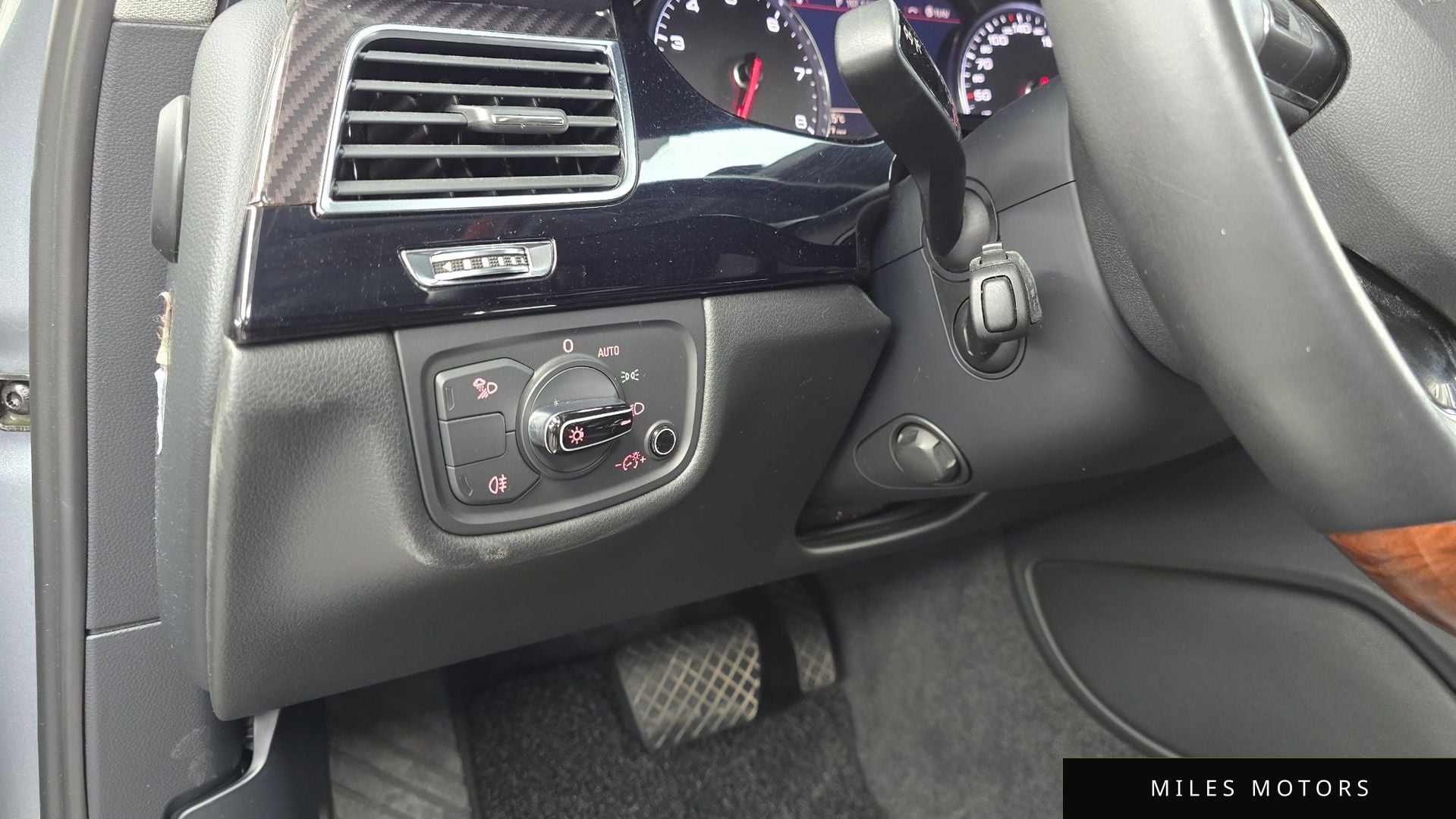 Audi A8 2013 — миниатюра 17