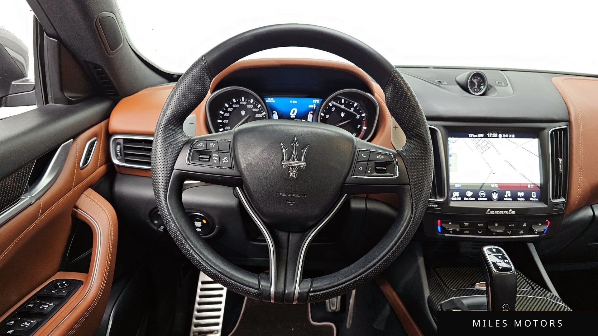 Maserati 르반떼 2019 — миниатюра 13