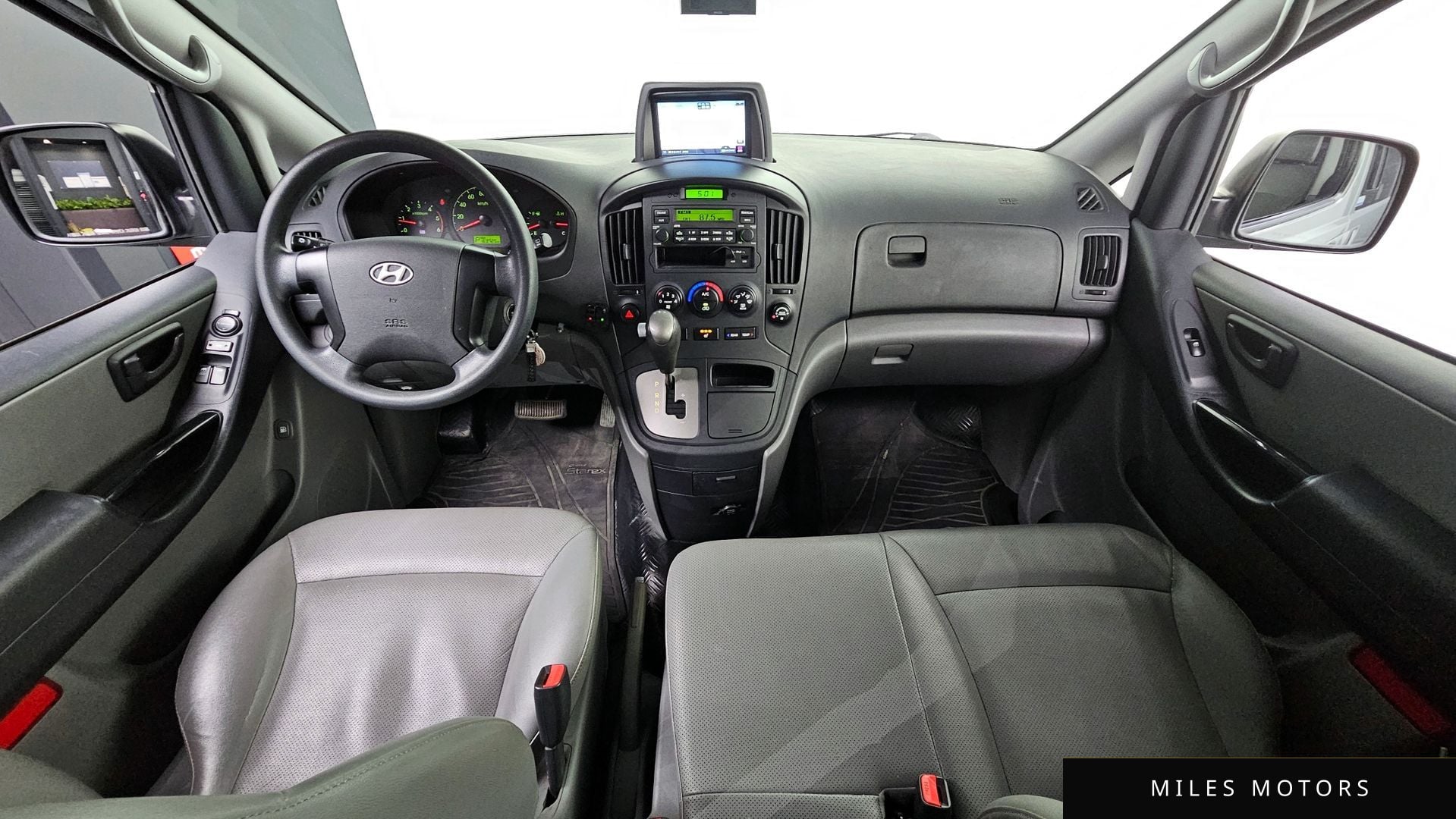 Hyundai Starex 2015 — миниатюра 7