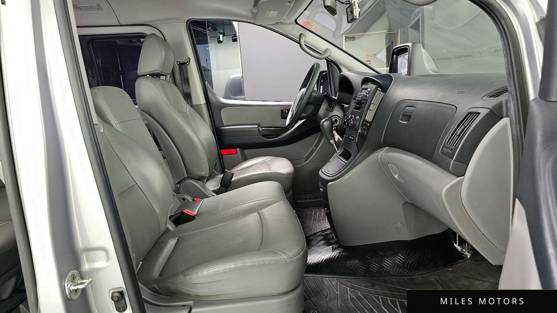 Hyundai Starex 2015 — миниатюра 10