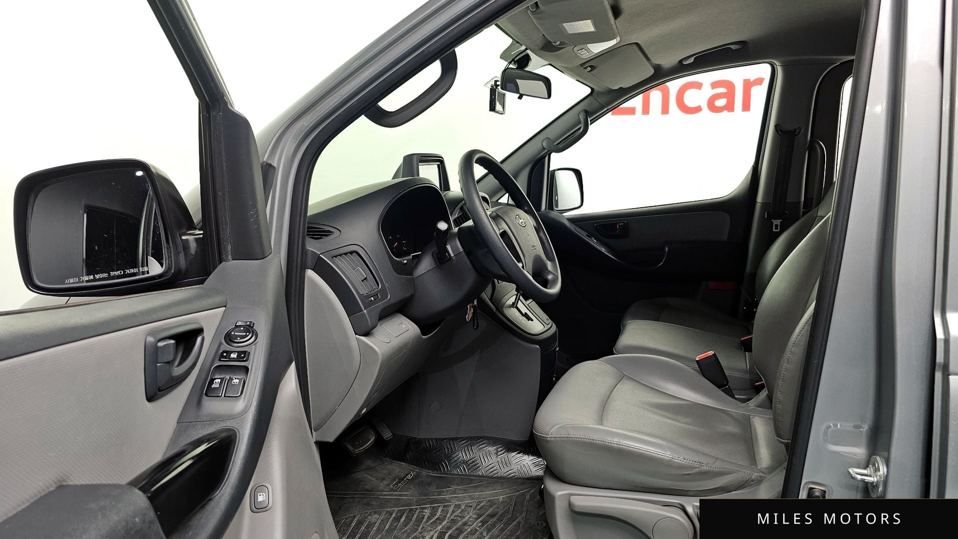 Hyundai Starex 2015 — миниатюра 11