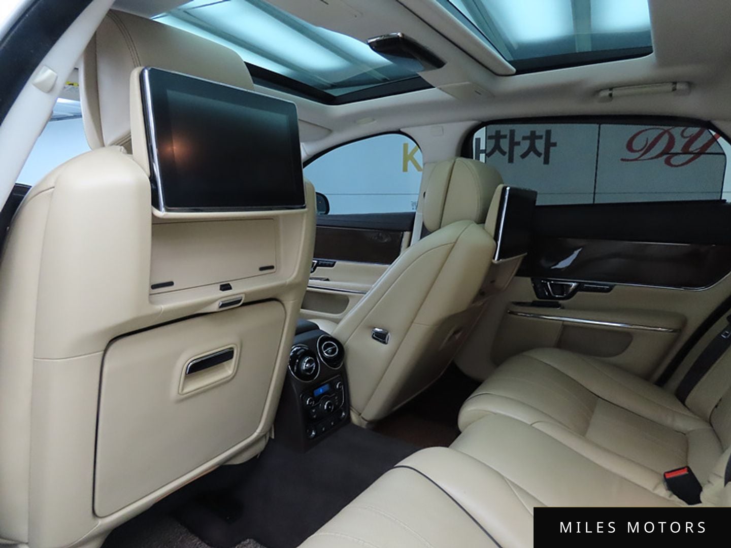Jaguar All New XJ 2016 — миниатюра 13
