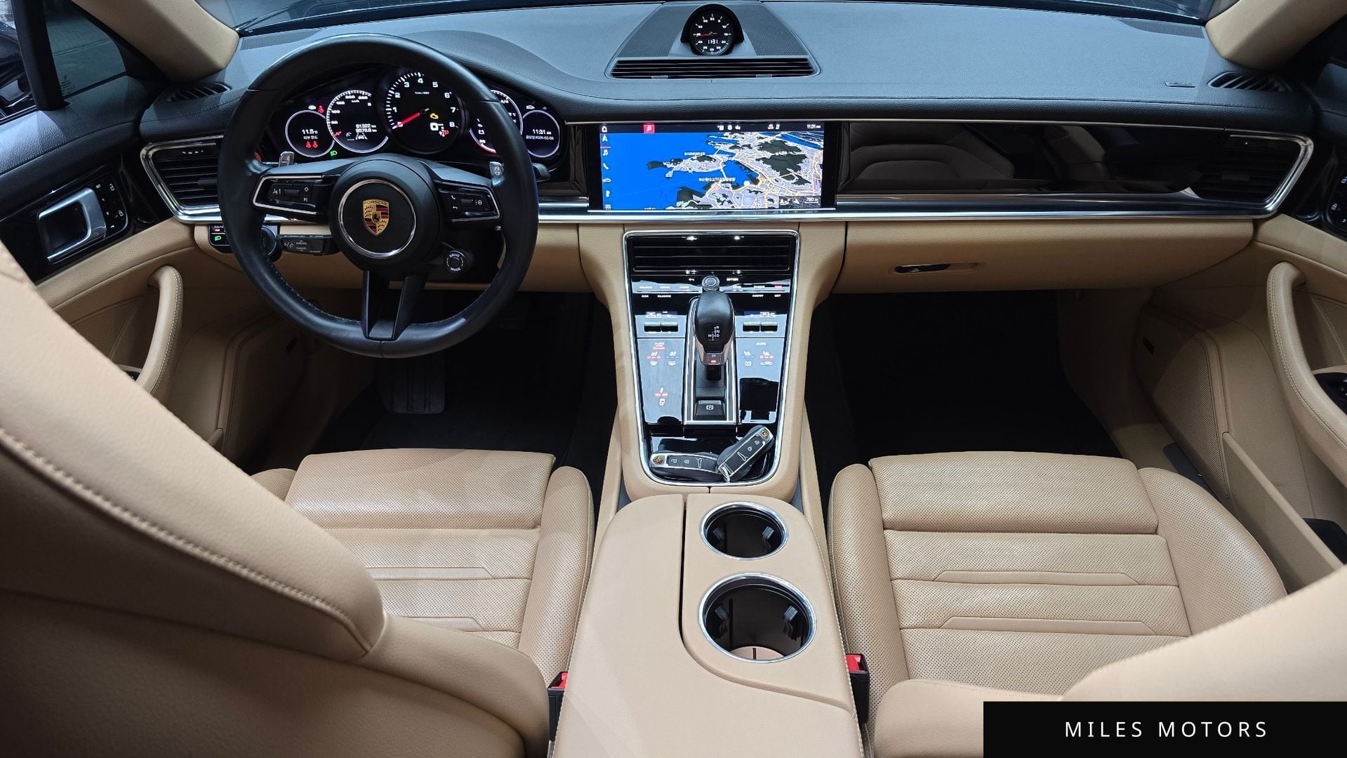 Porsche Panamera 2021 — миниатюра 7
