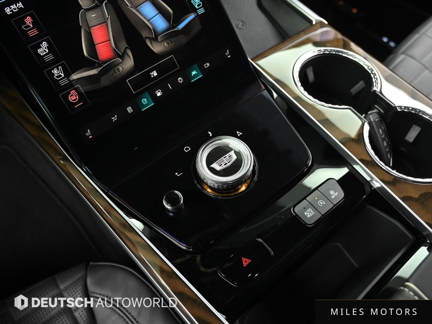 Cadillac Escalade 2025 — миниатюра 9