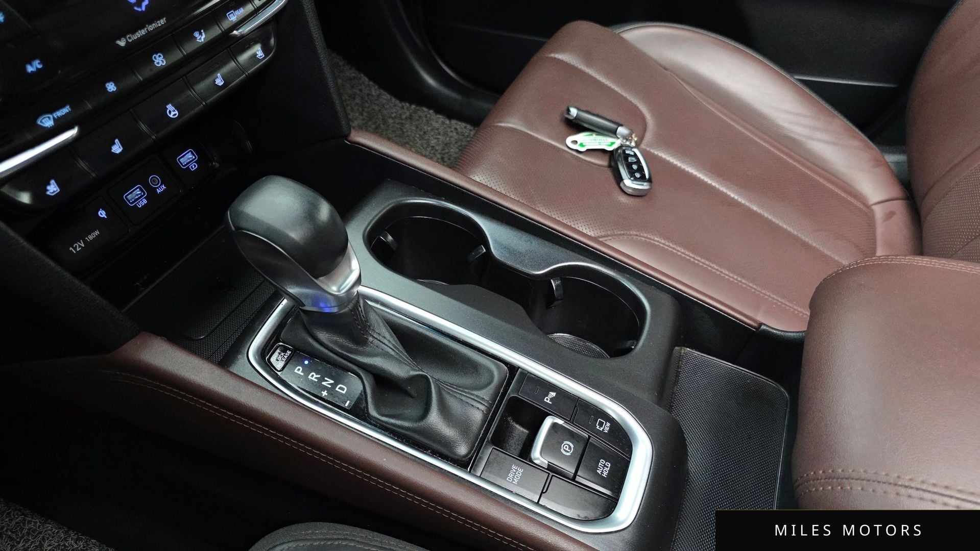 Hyundai Santafe 2019 — миниатюра 8